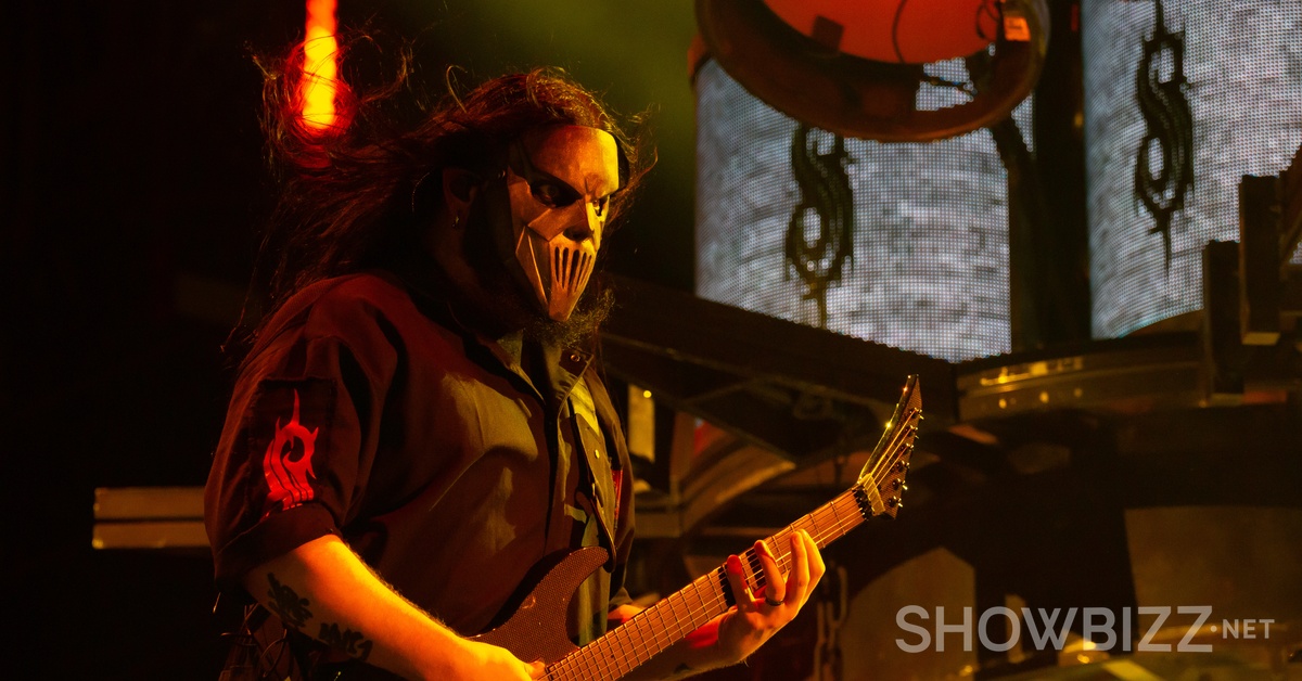 Mick Thomson Personnalité Showbizz net