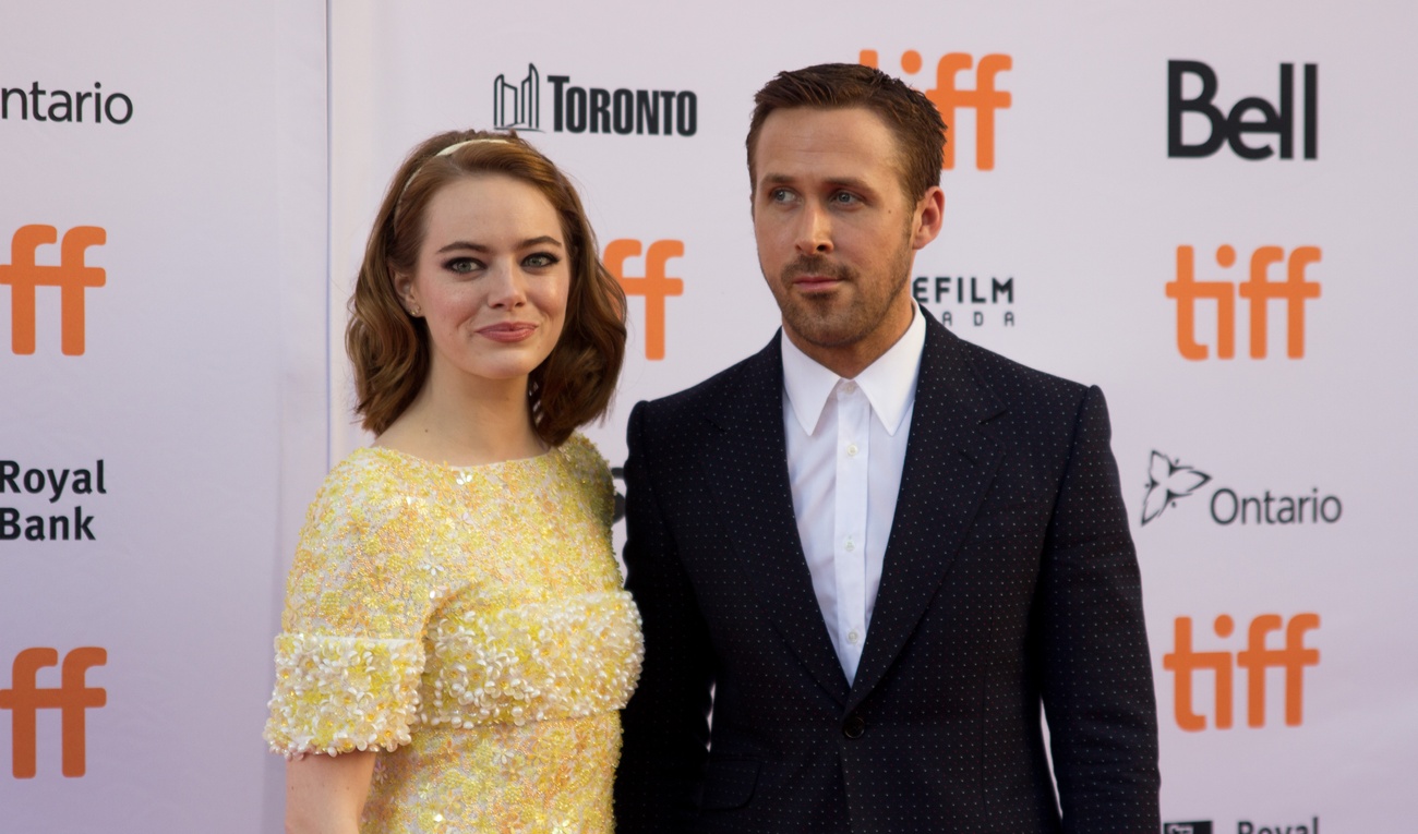 Ryan Gosling et Emma Stone étaient sublimes sur le tapis rouge de La La Land au TIFF