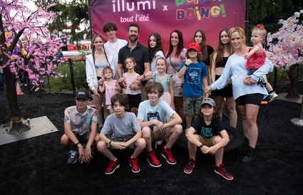 Image de l'article Les stars québécoises posent avec leurs enfants lors de la grande soirée d'ouverture d'Illumi