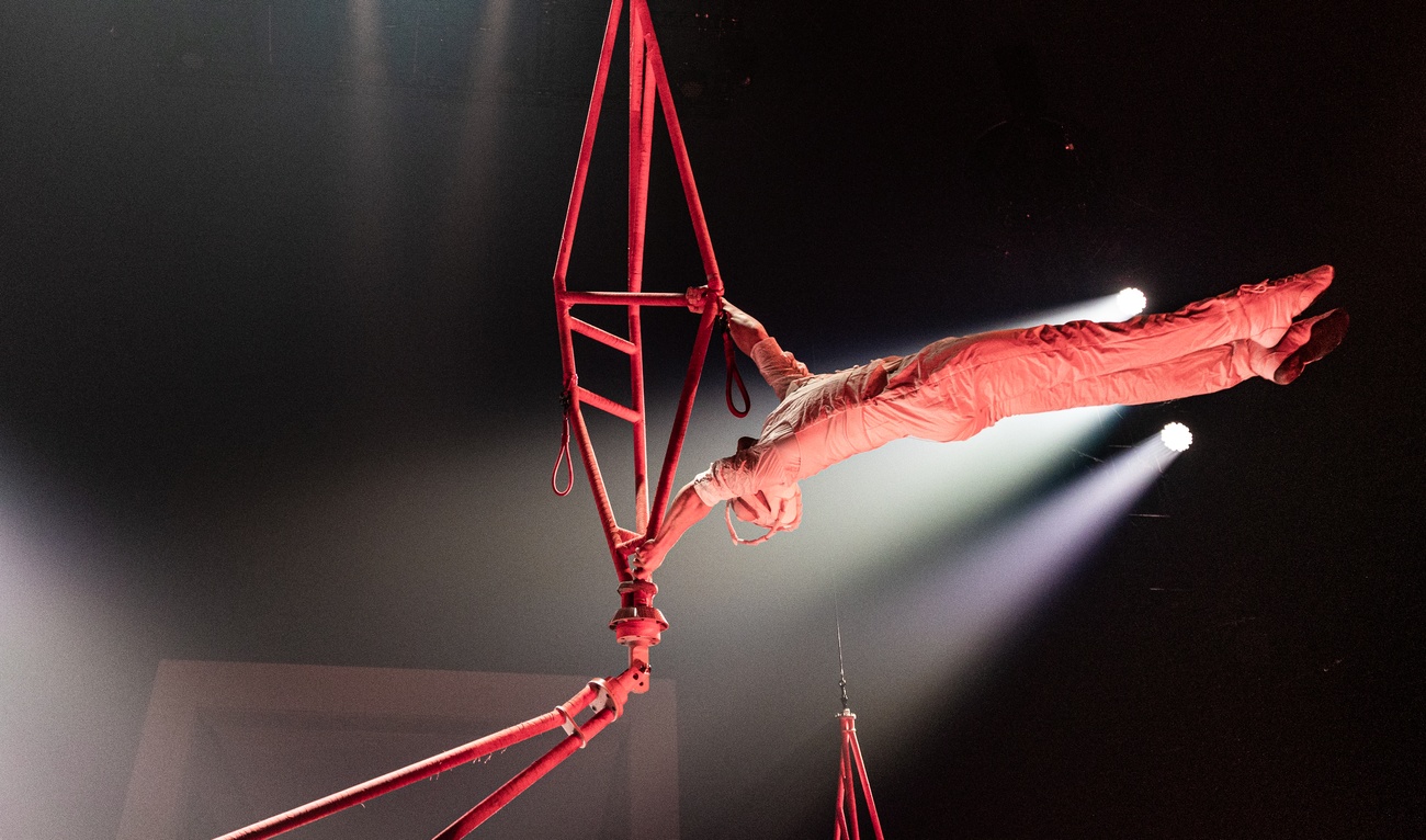 Le spectacle Echo du Cirque du Soleil au chapiteau du Vieux-Port de Montréal